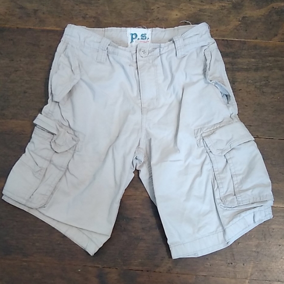 Bundle of boys shorts - Picture 2 of 5